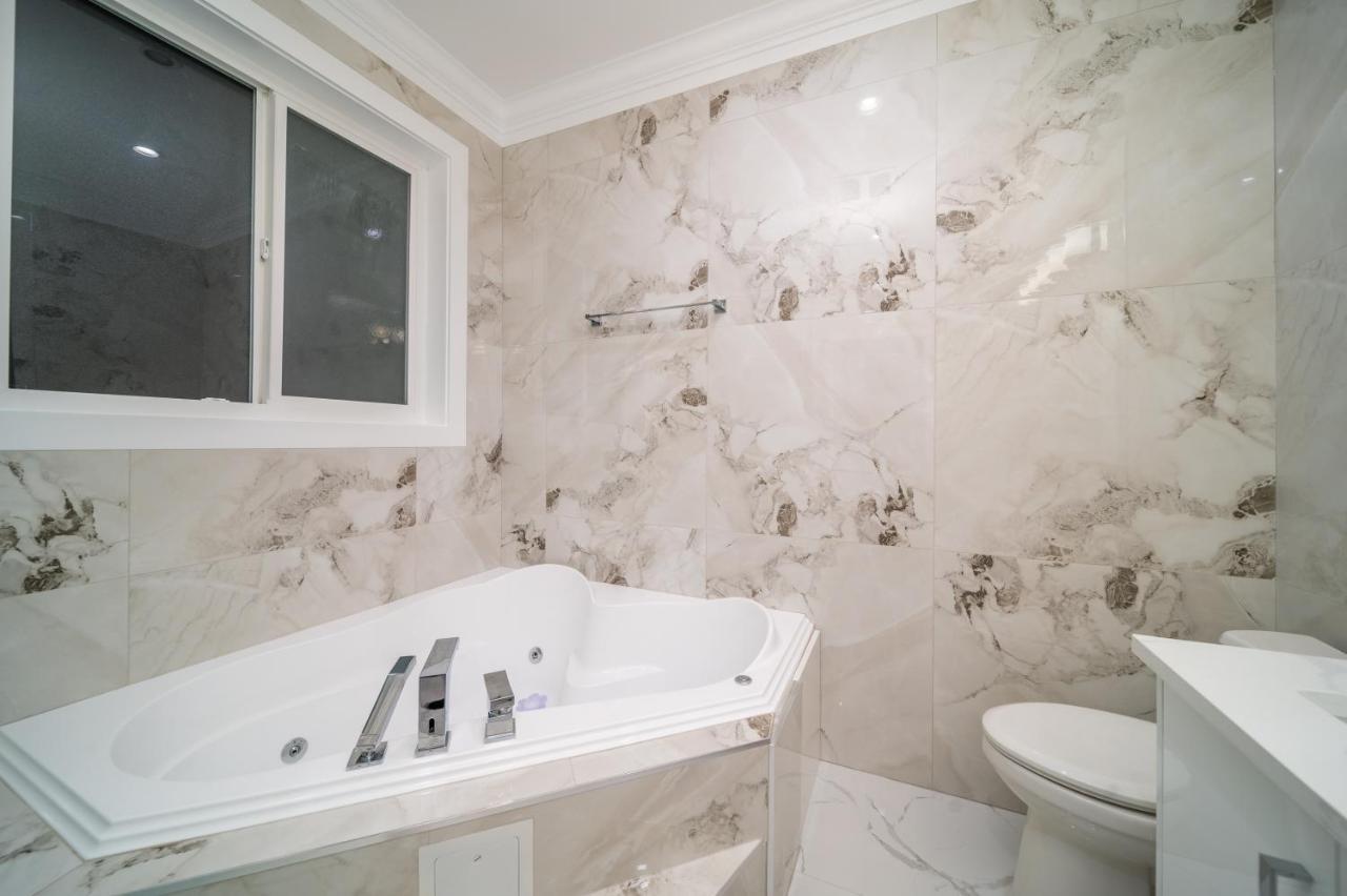 Sun Suite Съри Екстериор снимка